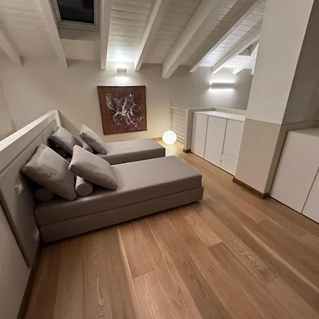 Penthouse Bonora *