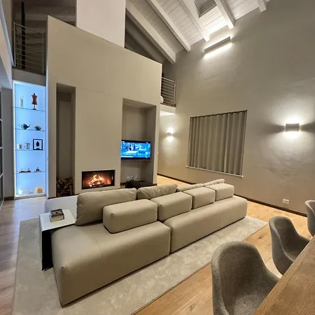 Penthouse Bonora Apartment