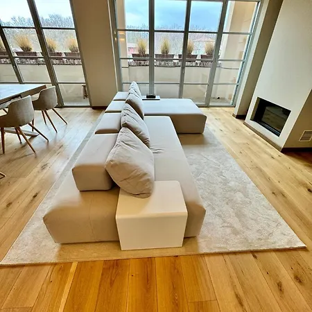 Penthouse Bonora