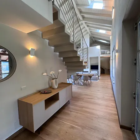 Penthouse Bonora *